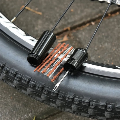 Kit de réparation crevaison tubeless vélo – Outil d’insertion + 5 mèches – vue 2