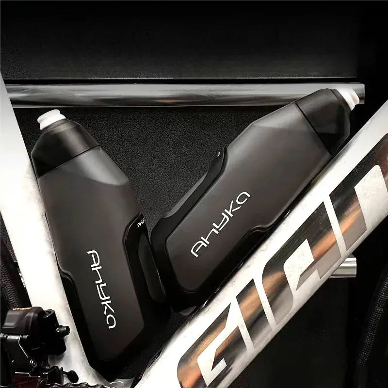 Lot de 2 bidons aérodynamiques vélo 600 ml + porte-bidons – vue 5