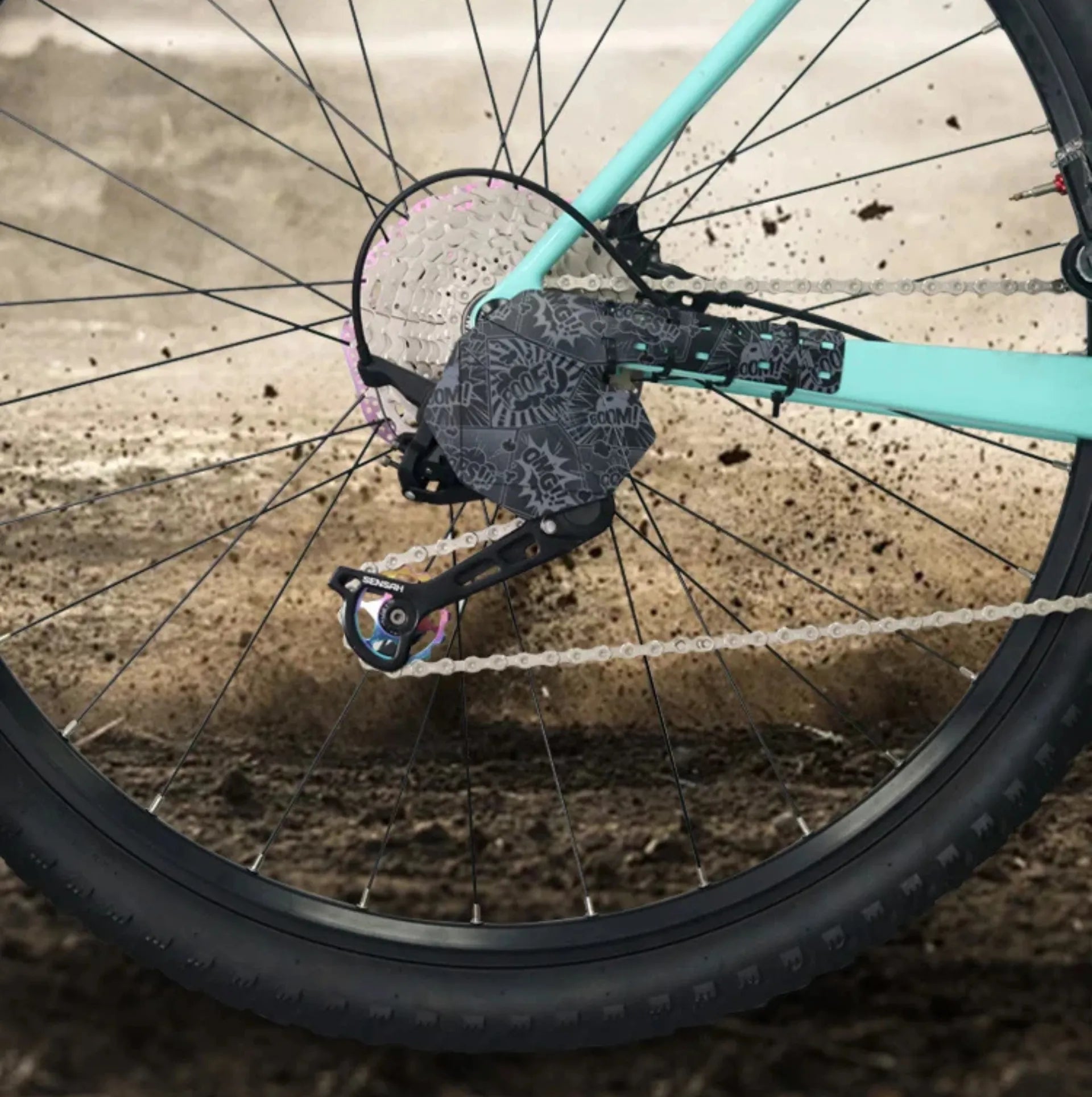Protection de dérailleur arrière VXM – Plaque de protection transmission vélo route et VTT – vue 2