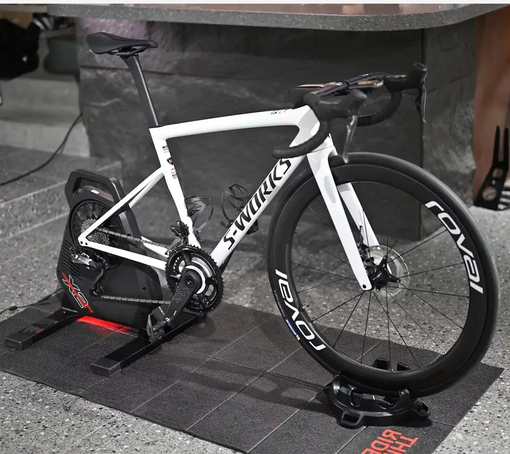 Support de stabilisation roue avant vélo – Multi-compatibilité pneus route, gravel et VTT – vue 2